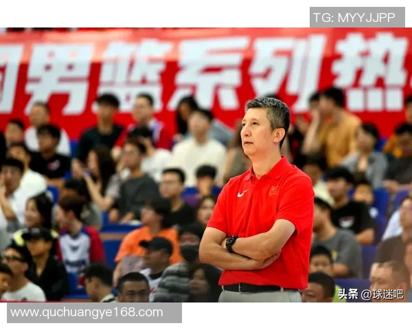 武汉篮球队比赛经验引发热议球迷对战术和表现的不同看法