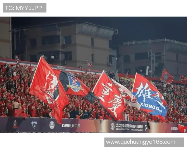 重庆足球队灵活性引发热议球迷与专家观点交锋探讨球队未来发展方向